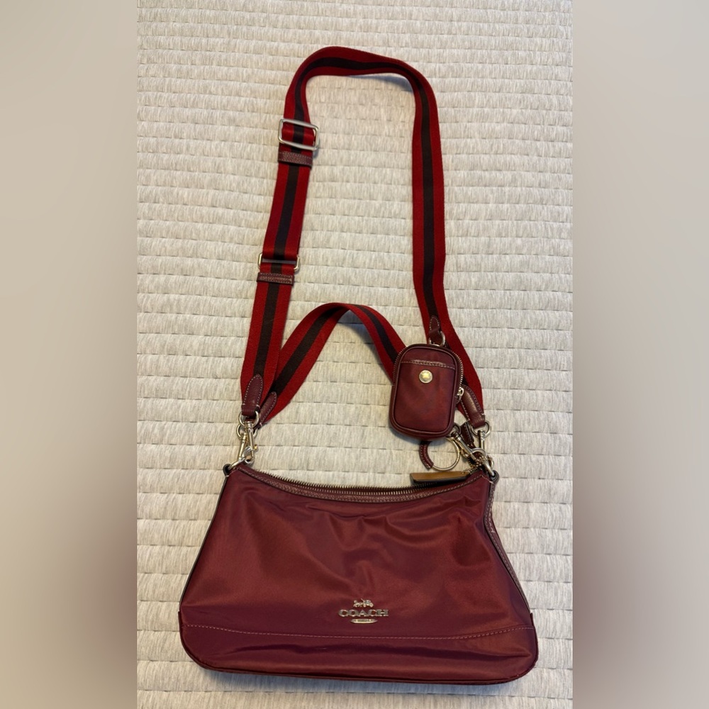 Authentic Coach Ellis Shoulder Bag Wine Gold Coin Purse Crossbody Bag